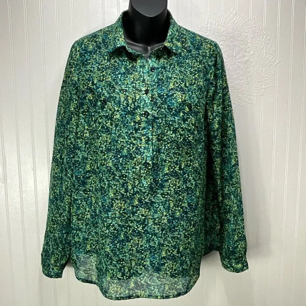 ANN TAYLOR LOFT semi sheer blouse